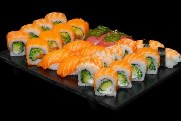 Raw Mixed Platter 24 Pieces